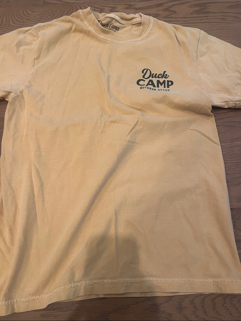 Duck Camp Men's Short-Sleeve Crewneck T-Shirt in Pale Yellow